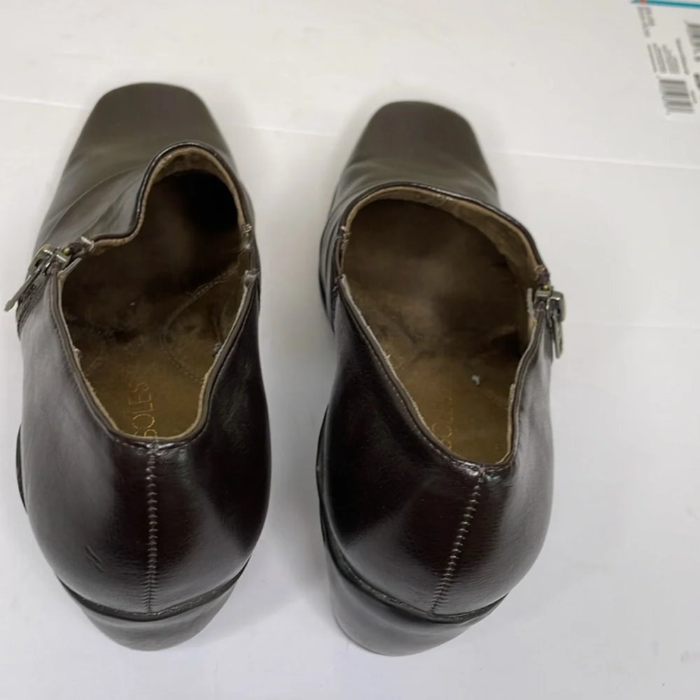 AEROSOLES Shoe Bootie Brown Vegan Leather BUZZ SAW Cushioned Insole Comfort 9M